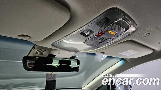 Genesis G80 Electrified G80 (RG3) — Фото автомобиля 8