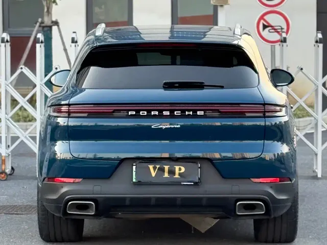 Porsche Cayenne — Фото автомобиля 9