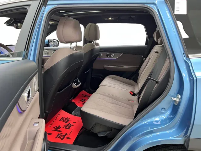 Chery Tiggo 8 PLUS C-DM — Фото автомобиля 16