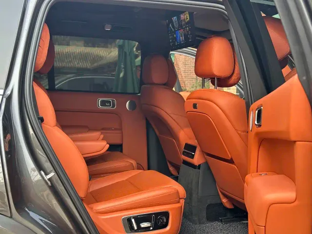 Li Auto L9 — Фото автомобиля 27