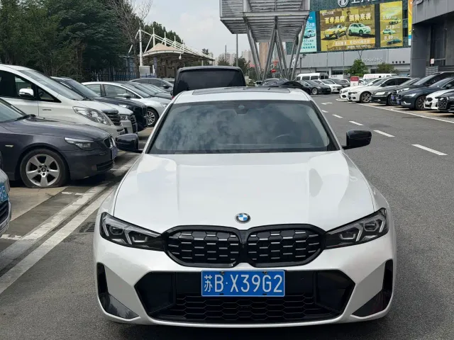 BMW 3 Series — Фото автомобиля 2