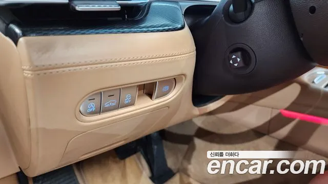 Genesis G90 Бензин 3.5 турбо AWD — Фото автомобиля 29