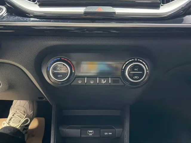 Kia KX1 — Фото автомобиля 10