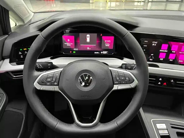 Volkswagen Golf 2023 280TSI DSG Pro — Фото автомобиля 9