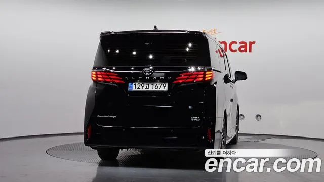 Toyota Alphard Generation 4 — Фото автомобиля 4