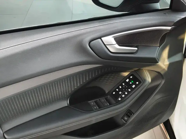 Audi Audi A5L Sportback — Фото автомобиля 13