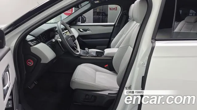 Land Rover Range Rover Velar — Фото автомобиля 3