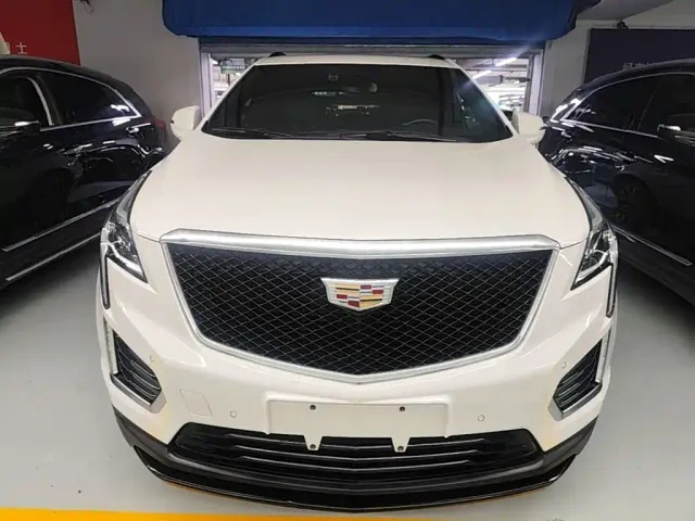 Cadillac XT5 — Фото автомобиля 2