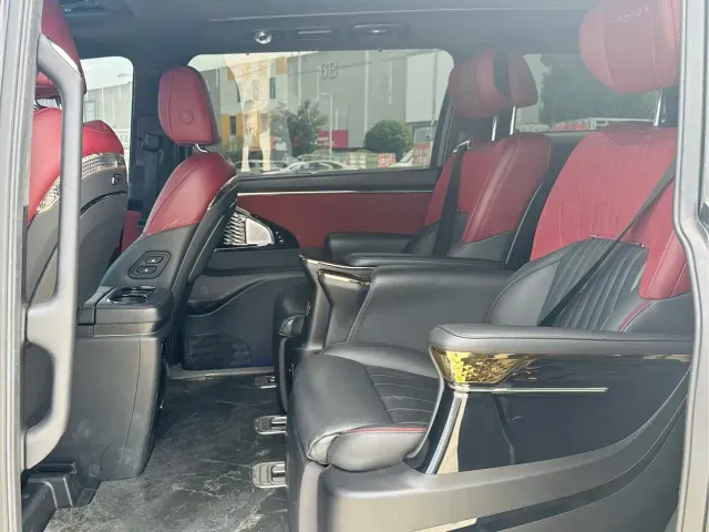 GAC Trumpchi M8 — Фото автомобиля 10