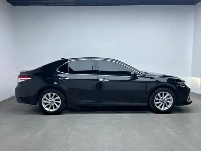 Toyota Camry — Фото автомобиля 7