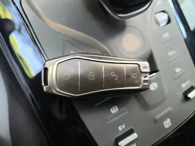 BYD Qin PLUS — Фото автомобиля 8