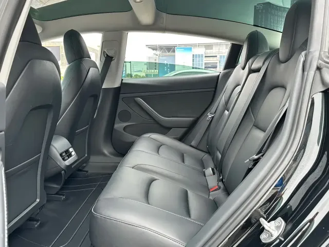 Tesla Model 3 2022 Model Rear-Wheel Drive Version — Фото автомобиля 12