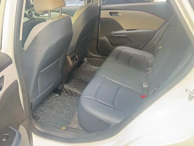Chevrolet Monza — Фото автомобиля 6