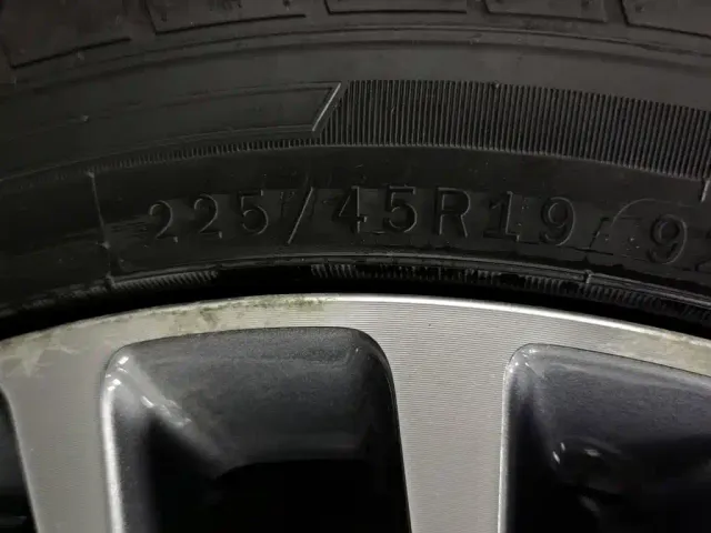 Bestune B70 — Фото автомобиля 24