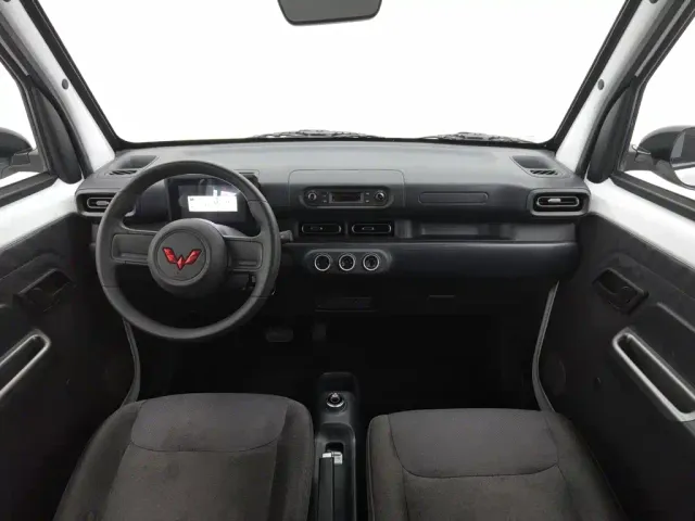 Wuling Zhiguang NEV — Фото автомобиля 5