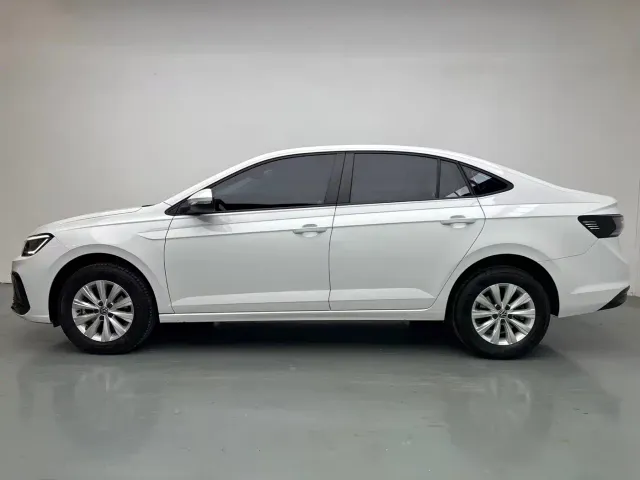Volkswagen Lavida — Фото автомобиля 3