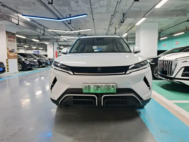 BYD Yuan UP — Фото автомобиля 2