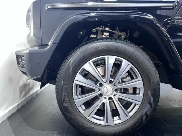 Mercedes-Benz G-Class — Фото автомобиля 3