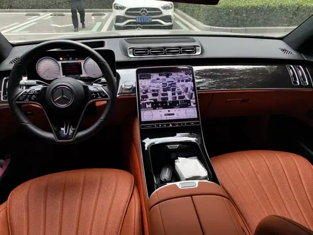 Mercedes-Benz S-Class — Фото автомобиля 12