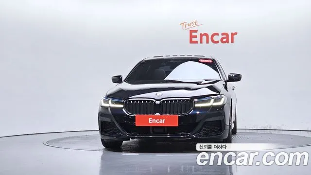 BMW 5 Series G30 — Фото автомобиля 3