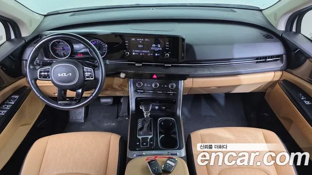 Kia Canival Carnival 4 поколение 9 мест Prestige — Фото автомобиля 7