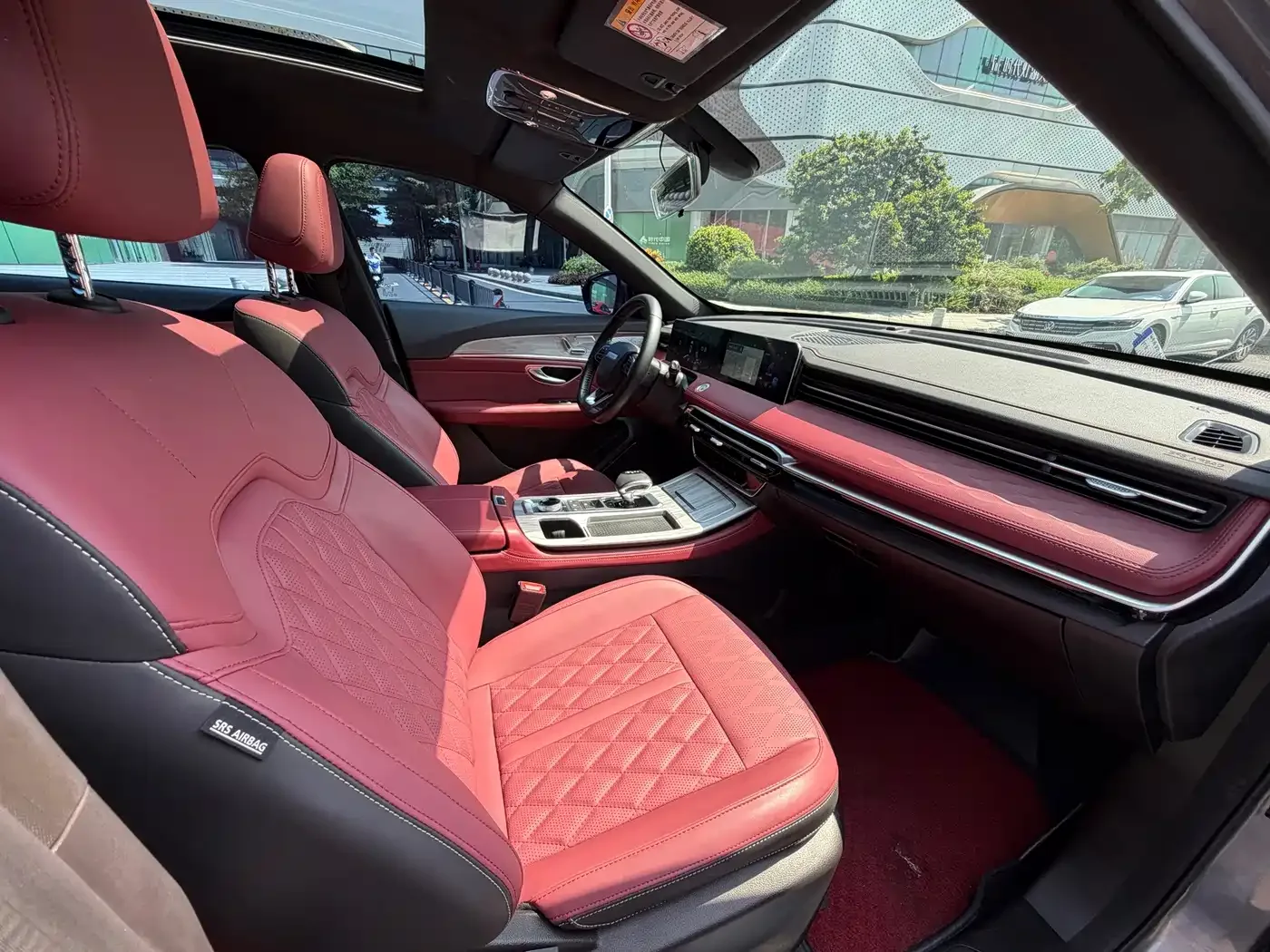 Jetour Jetour X70 PLUS 2023 1.5T DCT Warrior PLUS 7-seater — Фото автомобиля 14