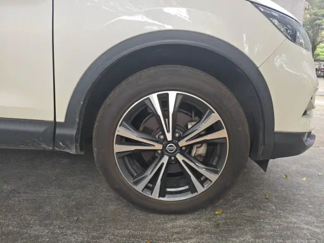Nissan Qashqai — Фото автомобиля 8