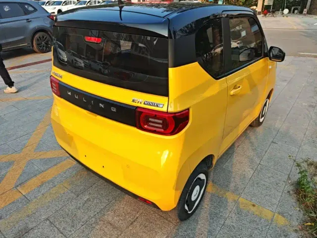 Wuling Hongguang Mini EV — Фото автомобиля 6