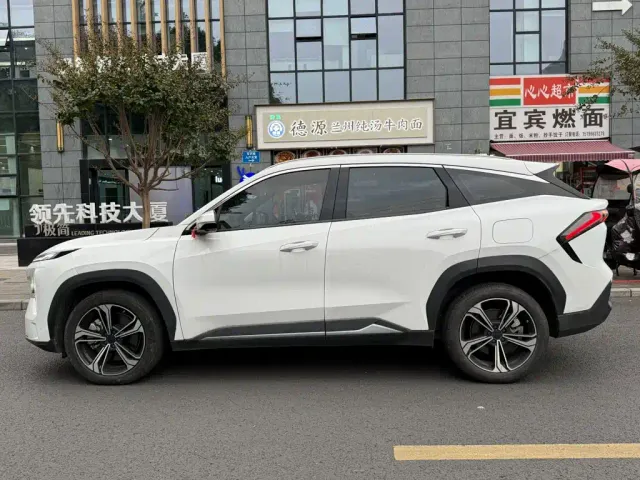 Geely Galaxy L7 — Фото автомобиля 3