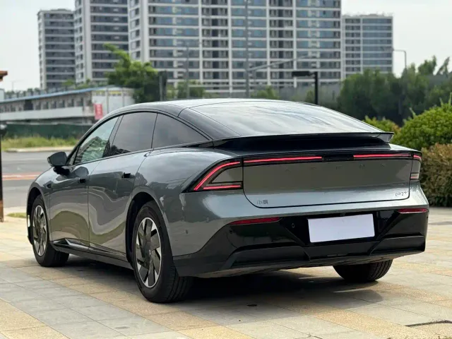 Xpeng P7+ — Фото автомобиля 9