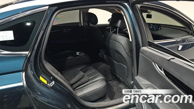 Genesis G80 Бензин 3.5 турбо AWD — Фото автомобиля 10