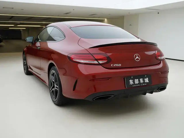Mercedes-Benz C-Class — Фото автомобиля 4