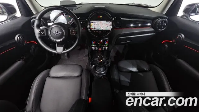 Mini Cooper Cooper 5 дверей Classic — Фото автомобиля 7