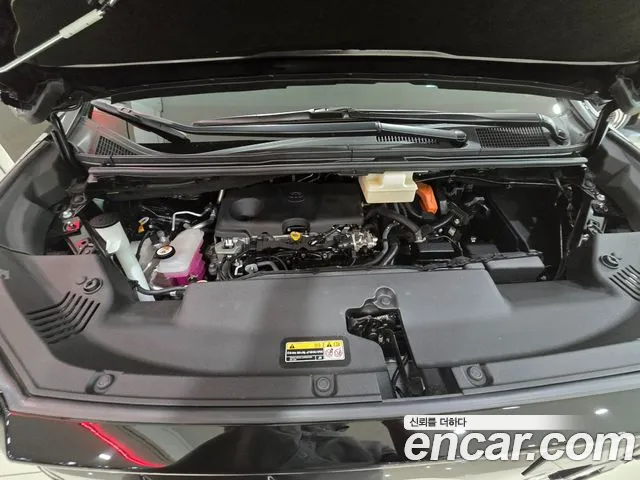 Toyota Alphard — Фото автомобиля 6