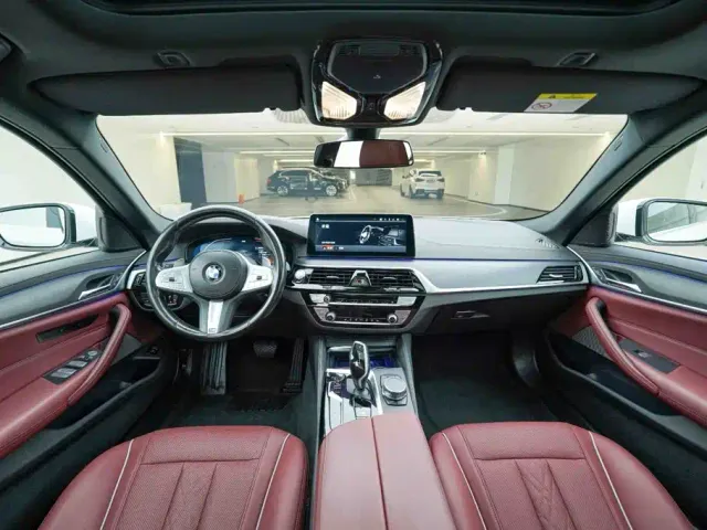 BMW 5 Series — Фото автомобиля 19