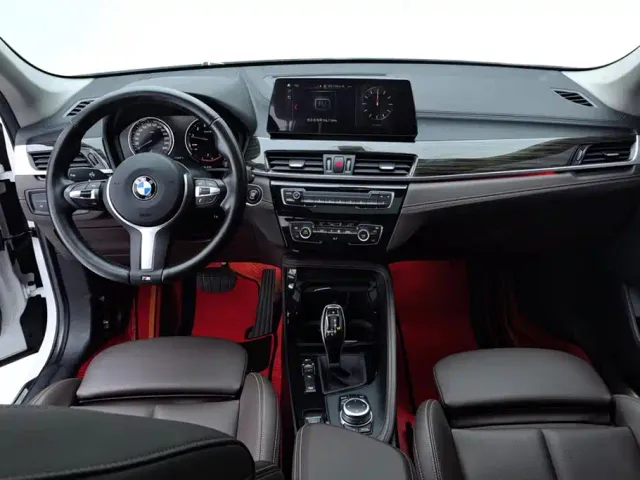 BMW X1 — Фото автомобиля 12