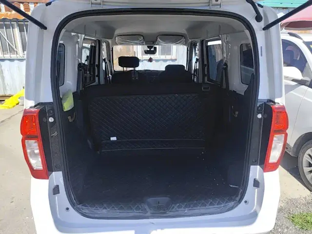 Wuling Zhiguang NEV — Фото автомобиля 18