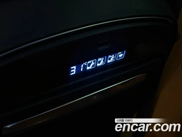 Kia Canival Новый Carnival 4 поколение Бензин 9 мест Hi-Limousine (Спецкузов) — Фото автомобиля 30