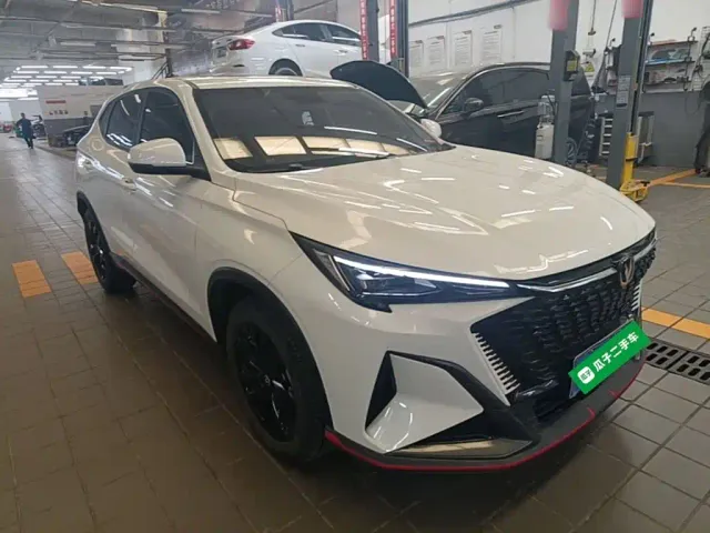 Changan X5 Plus — Фото автомобиля 3