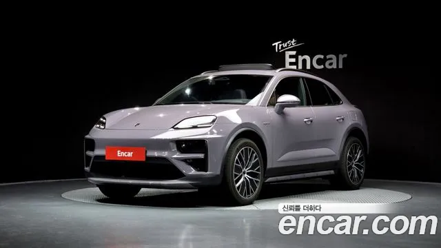 Фотография автомобиля — Porsche Macan