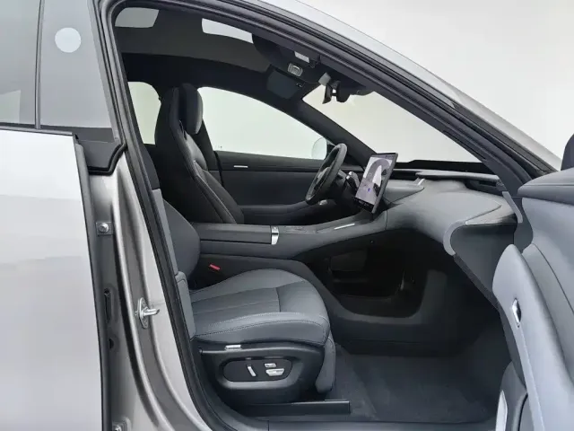 Xiaomi Auto Xiaomi YU7 2025 Extended Range RWD Edition — Фото автомобиля 23