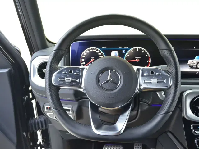 Mercedes-Benz G-Class — Фото автомобиля 10
