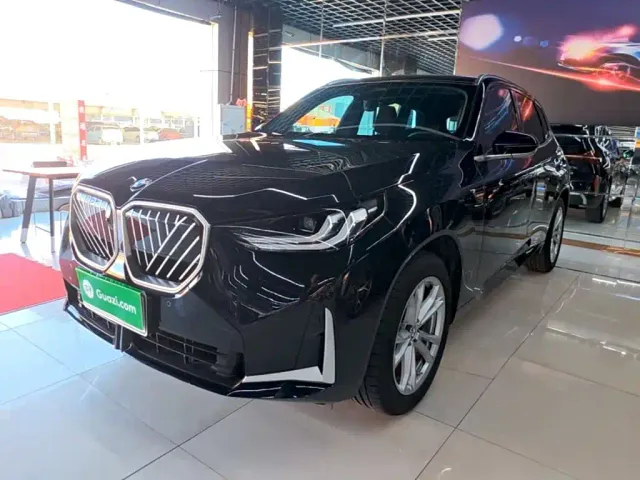 Фотография автомобиля — BMW X3