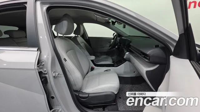 Hyundai Kona Kona (SX2) Бензин 2.0 2WD — Фото автомобиля 10
