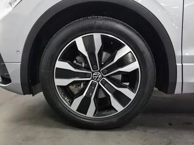 Volkswagen Tiguan L — Фото автомобиля 13