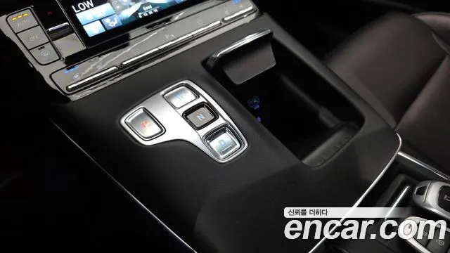 Hyundai Grandeur (New) Hybrid — Фото автомобиля 12