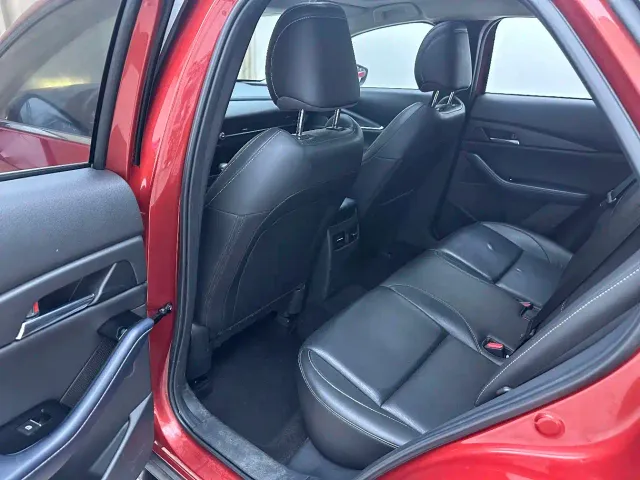 Mazda CX-30 — Фото автомобиля 10