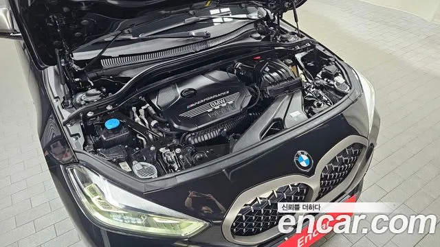 BMW 1 Series F40 — Фото автомобиля 9