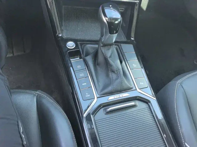 Volkswagen Passat — Фото автомобиля 16