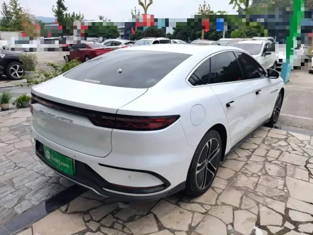 BYD Han — Фото автомобиля 6